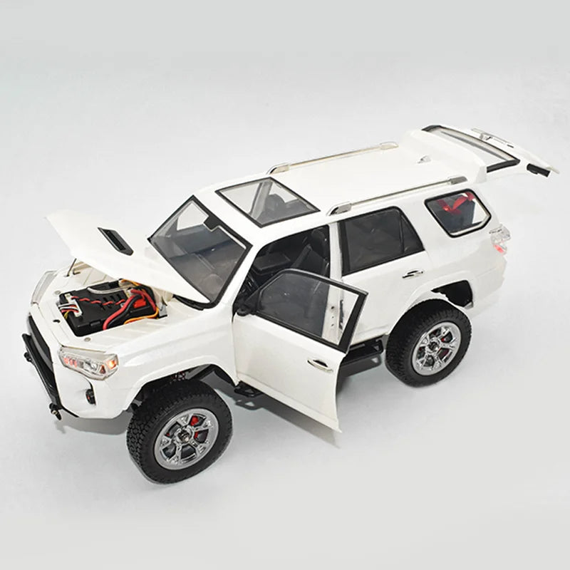1:18 Toyota Fortuner