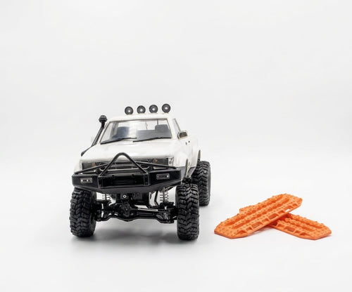 Toyota Hilux RC Crawler +Bonus Maxtracks