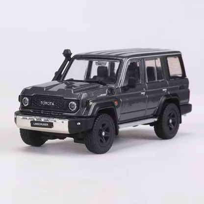Land Cruiser LC76  1:64 Diecast Model